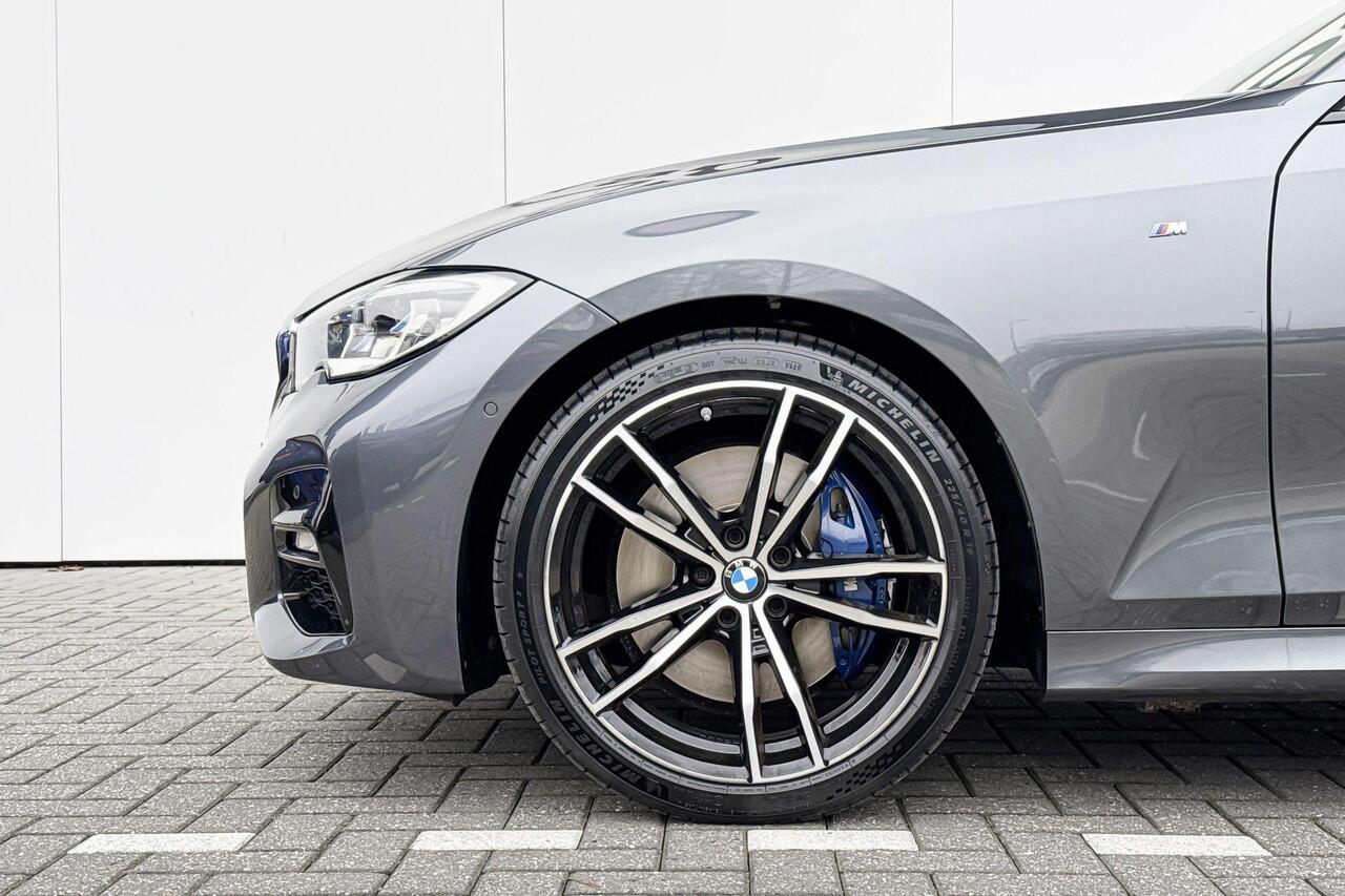 BMW 3-SERIE Touring 330i High Executive | M Sport | Panoramadak