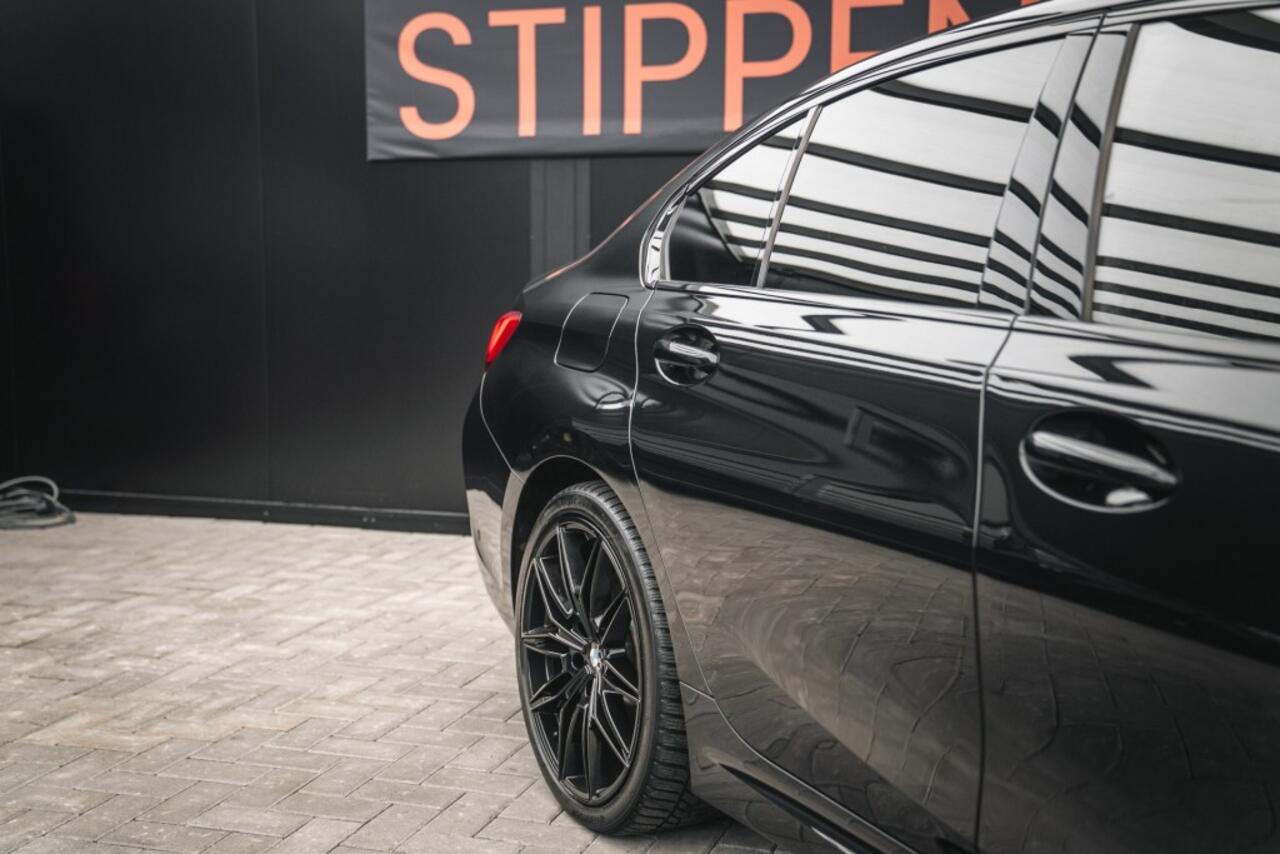 BMW 3-SERIE 330E M, Stuurverw, alcantara,, Harman,