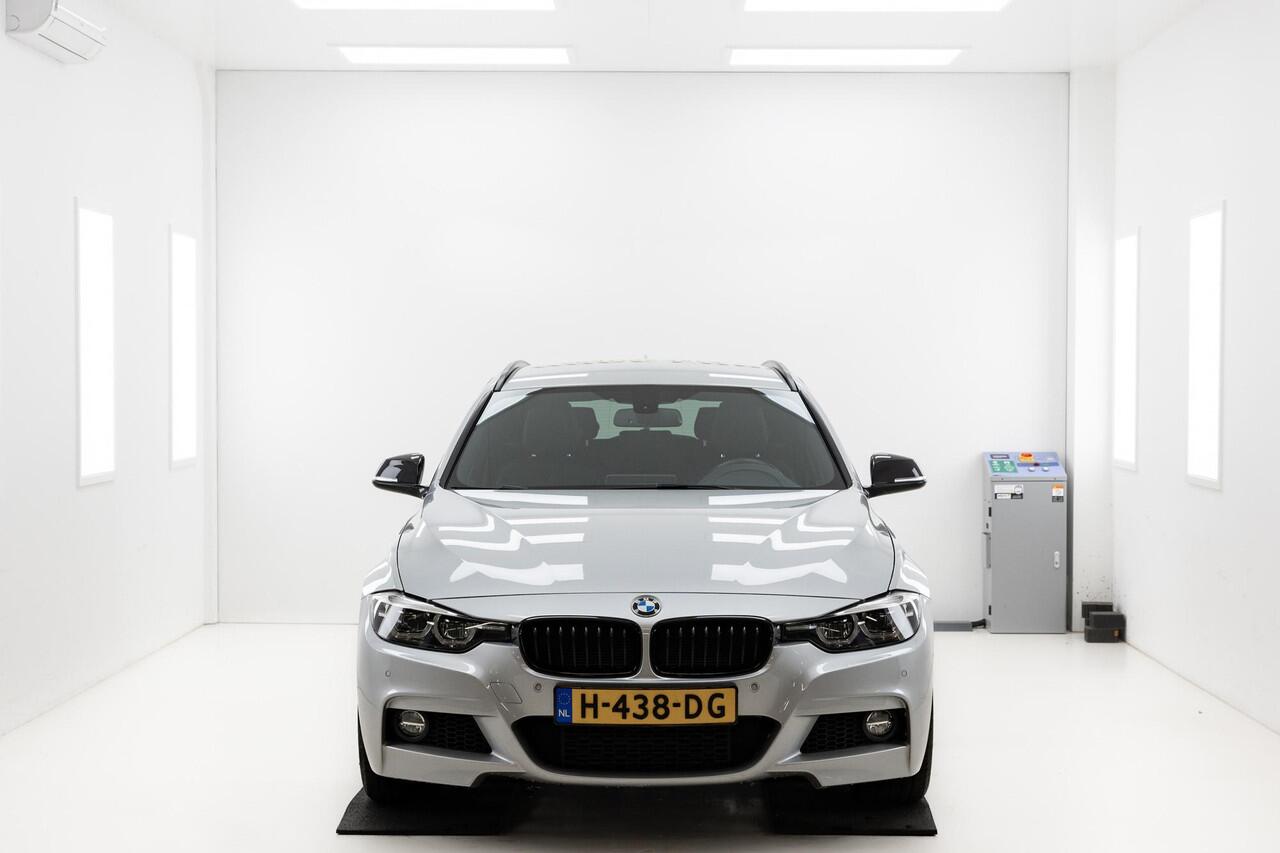 BMW 3-SERIE Touring 318i M Sport, HK Sound, Apple CarPlay, Digital Dash!
