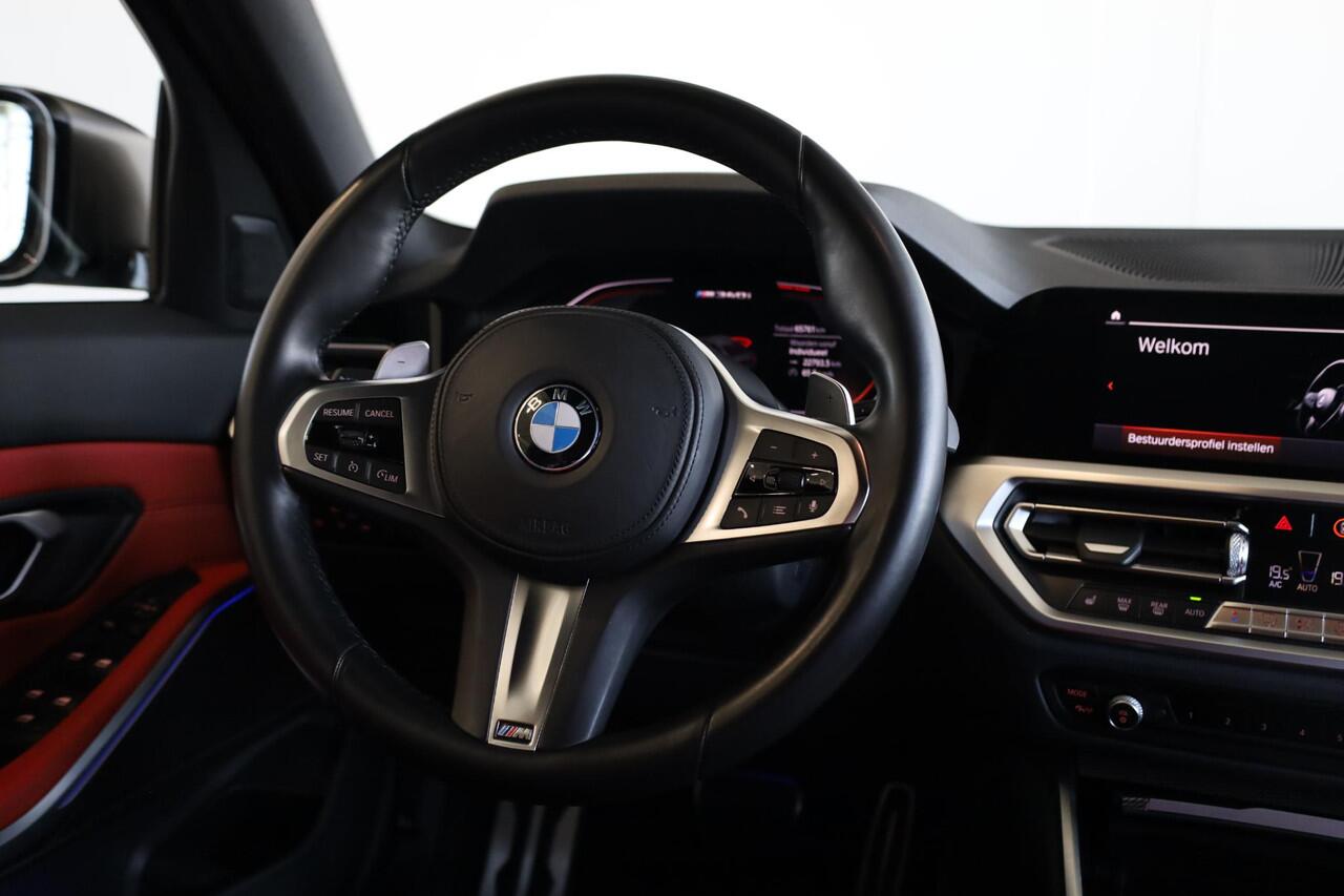 BMW 3-SERIE Sedan M340i xDrive | Head-Up | HiFi | Parkeersensoren | Head - Up Display | Cruise Control | Lentevoordeel