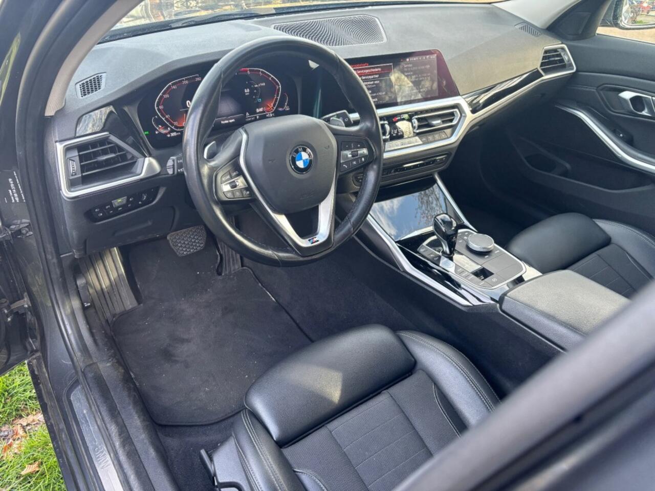 BMW 3-SERIE 184 PK ,G21,Sportline,Navi Prof,Hifi,DAB,Keyless Entry,Led koplampen,Alarm