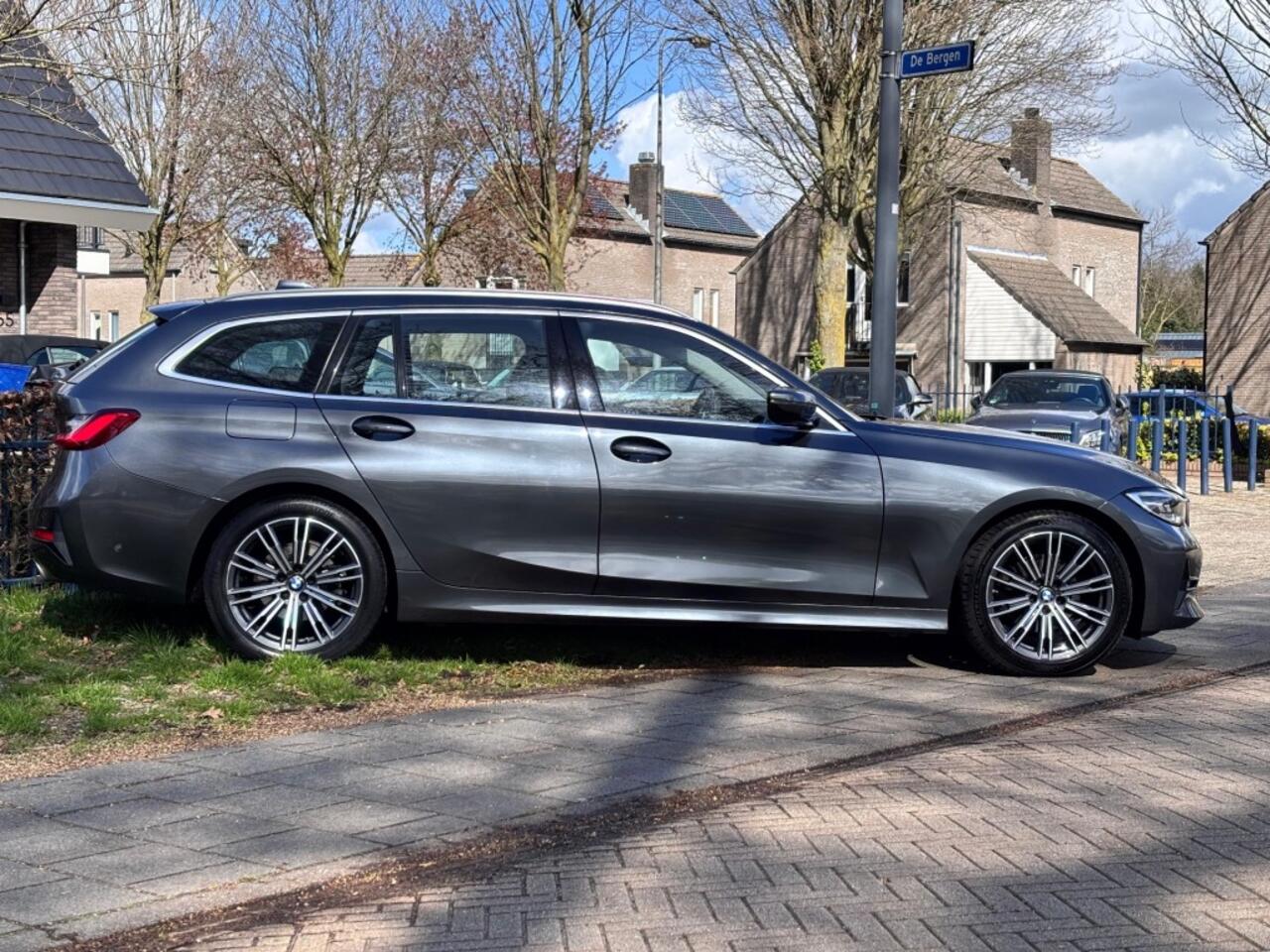 BMW 3-SERIE 184 PK ,G21,Sportline,Navi Prof,Hifi,DAB,Keyless Entry,Led koplampen,Alarm
