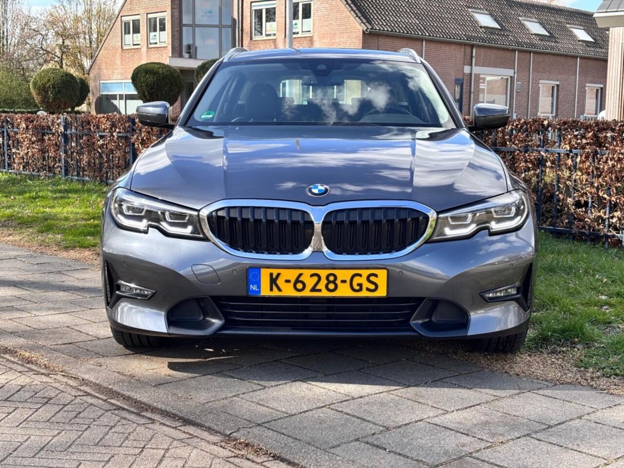 BMW 3-SERIE 184 PK ,G21,Sportline,Navi Prof,Hifi,DAB,Keyless Entry,Led koplampen,Alarm