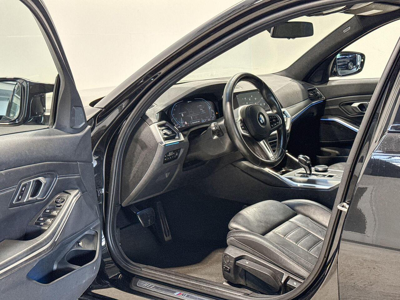 BMW 3-SERIE Sedan 320e Business Edition Plus High Executive Aut. Performance