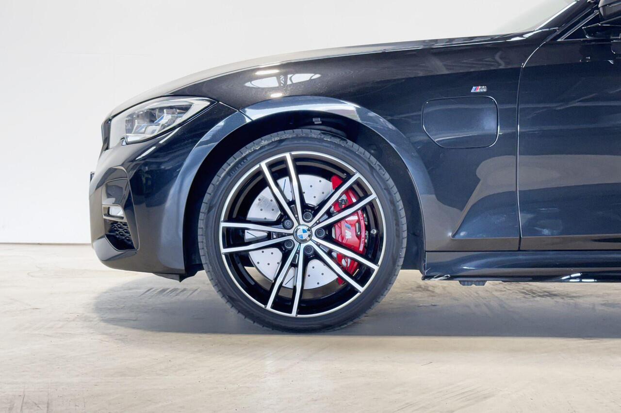 BMW 3-SERIE Sedan 320e Business Edition Plus High Executive Aut. Performance