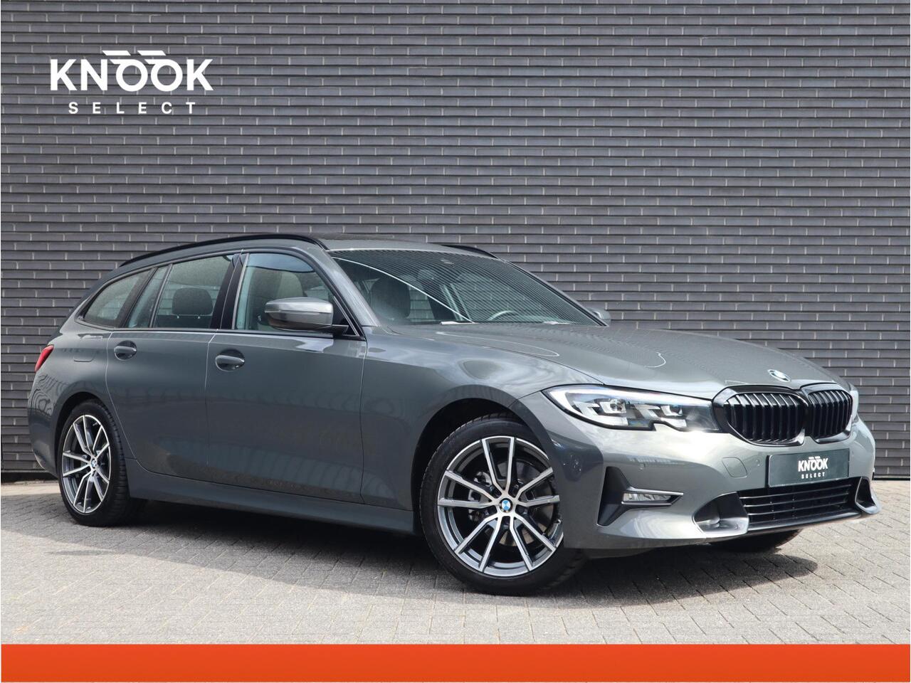BMW 3-SERIE Touring 320i Executive Edition Trekhaak / Sportstoel / Apple CarPlay