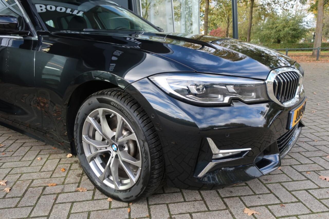 BMW 3-SERIE 330E XDRive, Lederen Bekleding, Apple Carplay/ Android Auto, etc.