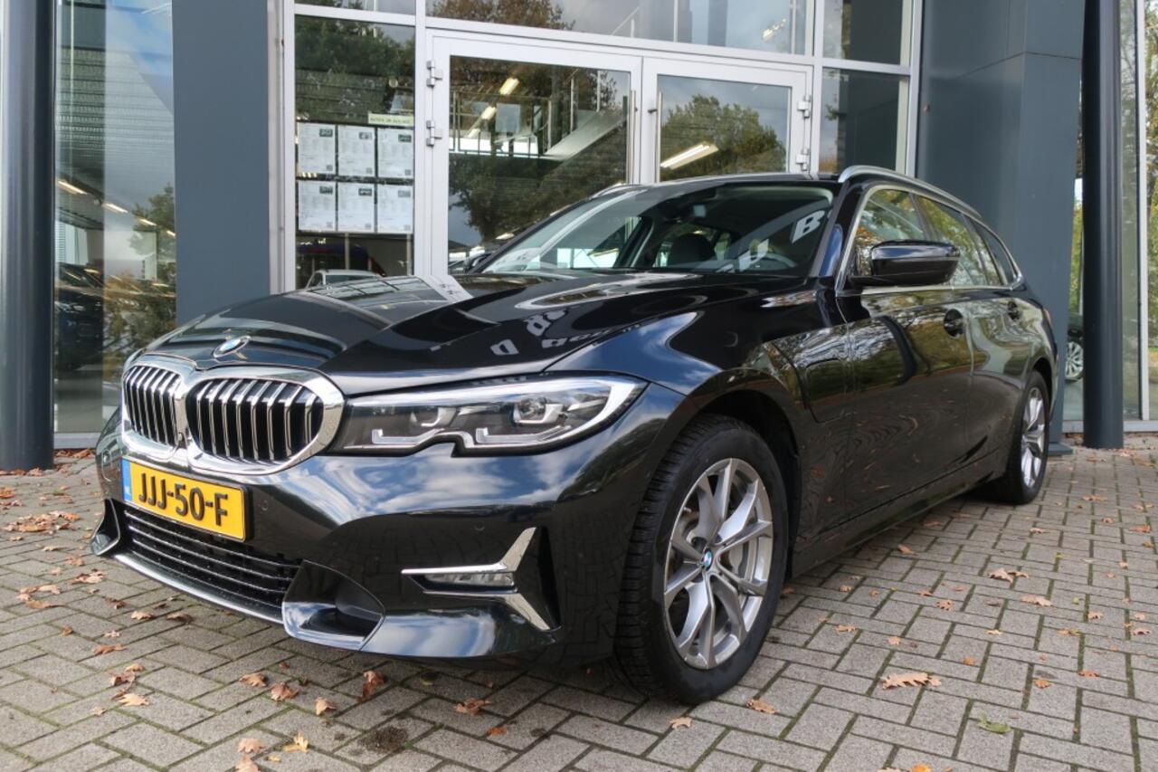 BMW 3-SERIE 330E XDRive, Lederen Bekleding, Apple Carplay/ Android Auto, etc.