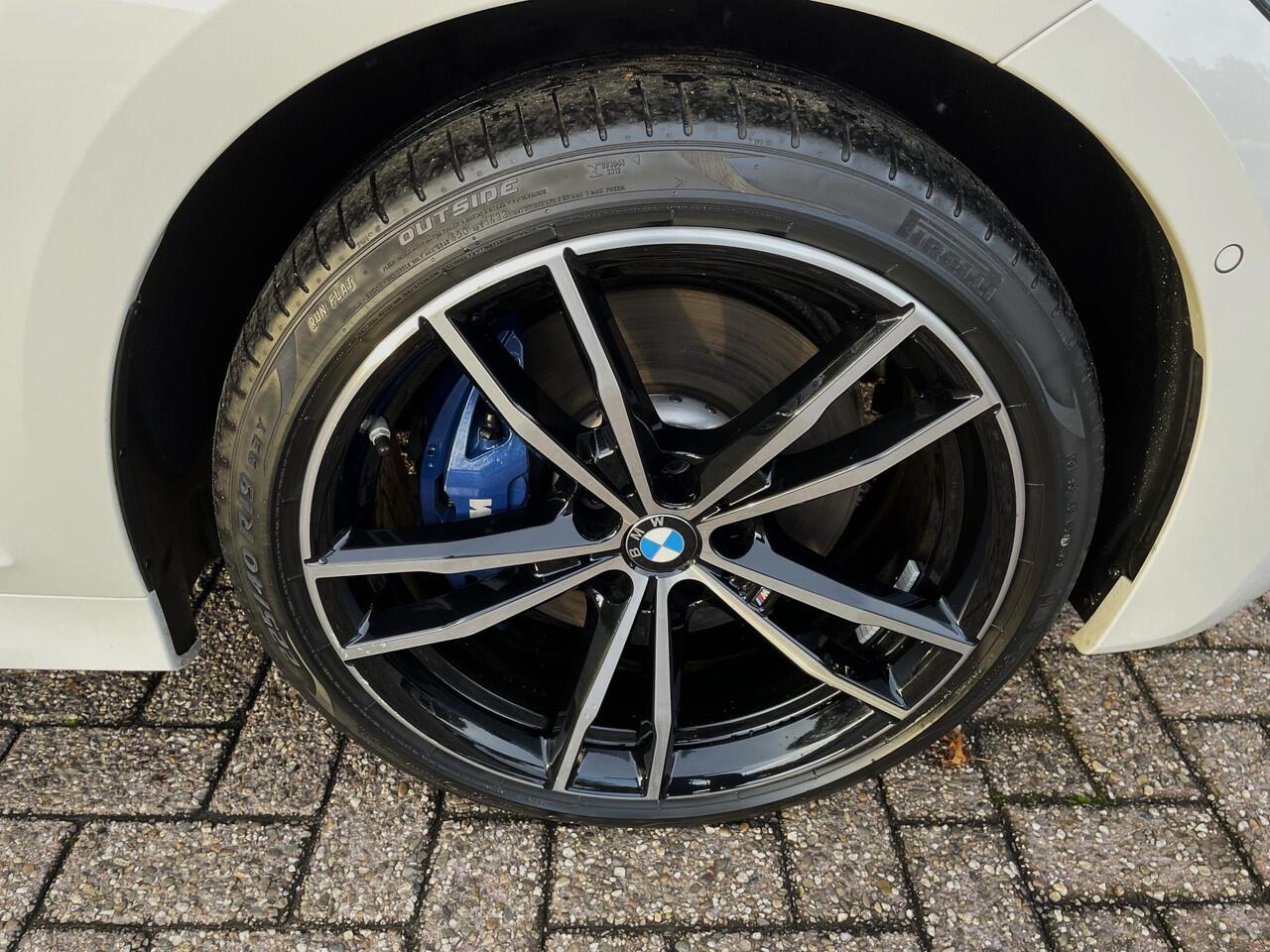 BMW 3-SERIE Touring 330e xDrive High Executive