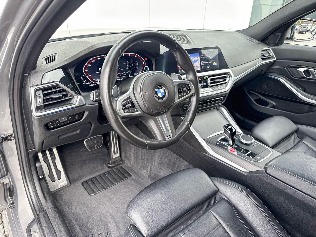 BMW 3-SERIE Sedan 330e | High Executive | M Sport | 19 inch