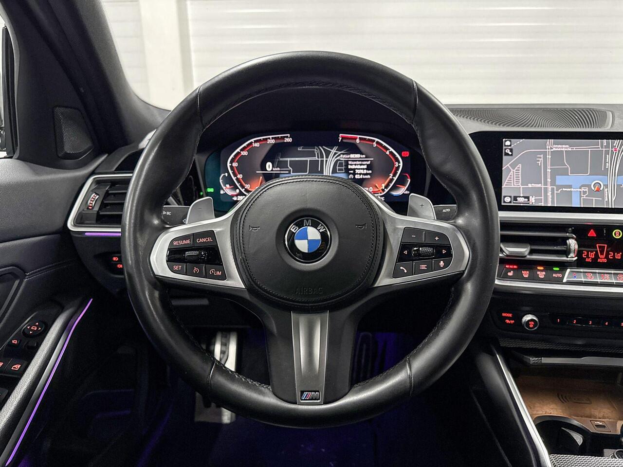 BMW 3-SERIE Sedan 318i High Executive Edition | M-Sport | Cruise Control | Pano