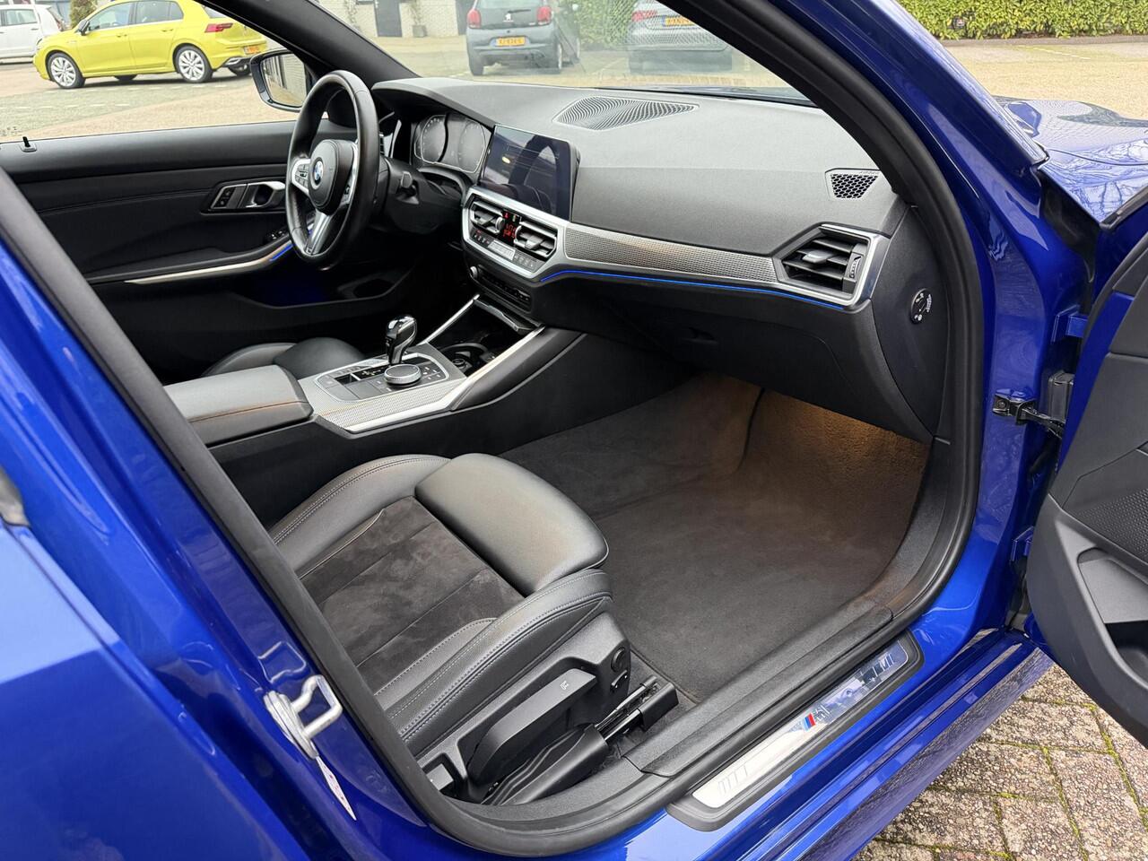 BMW 3-SERIE 318i M Sportpakket