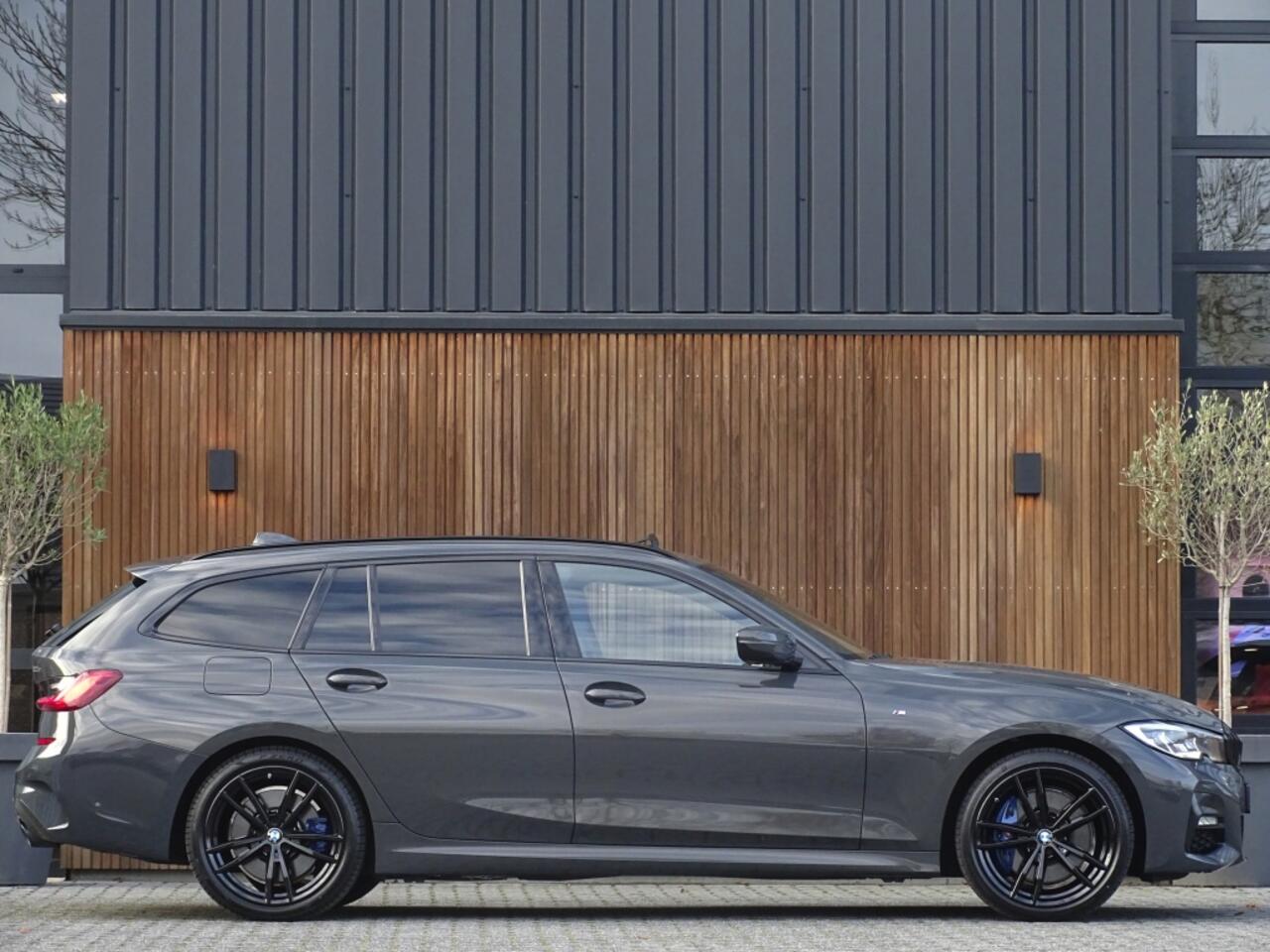 BMW 3-SERIE touring 330e 292PK High Exc. / M-Sport Individual / laser