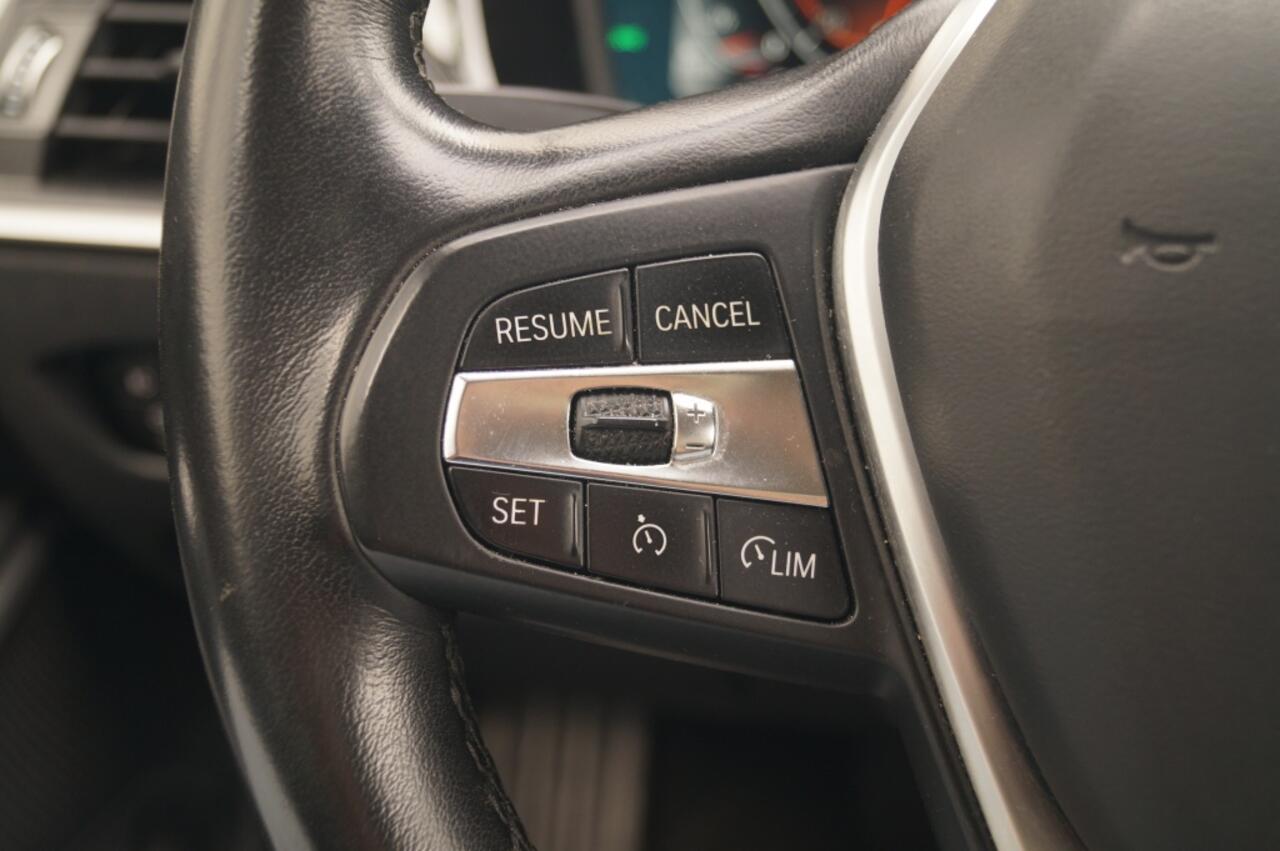 BMW 3-SERIE Touring 318d Automaat Executive -NAVI-ECC-