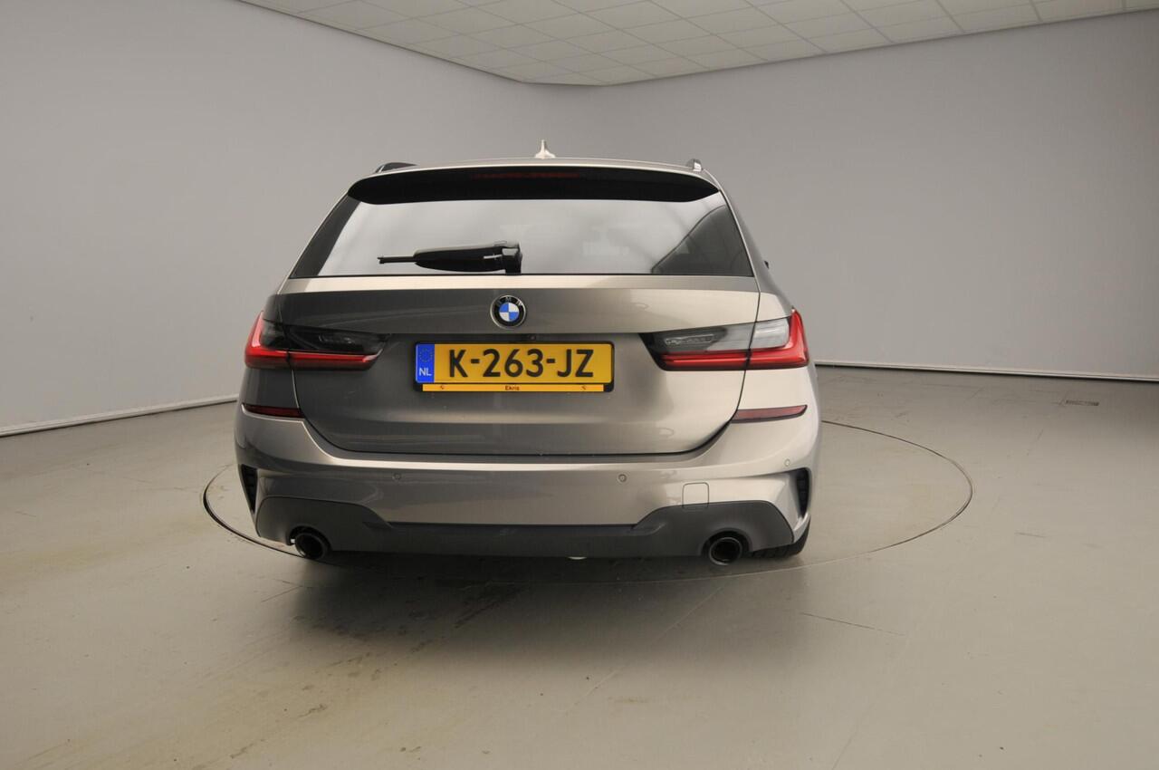 BMW 3-SERIE Touring 330i | M-Sportpakket | LED | Leder | HUD | Trekhaak | Schuifdak | DAB | Harman-kardon sound | Alu 19 inch