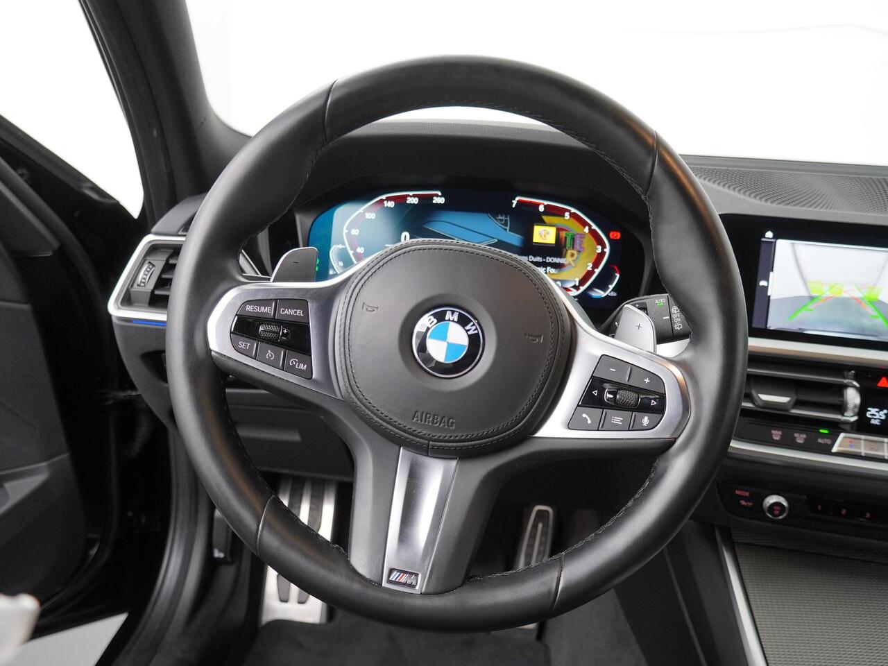 BMW 3-SERIE Touring 318i Business Edition | M Sport | Parking Pack | Trekhaak |