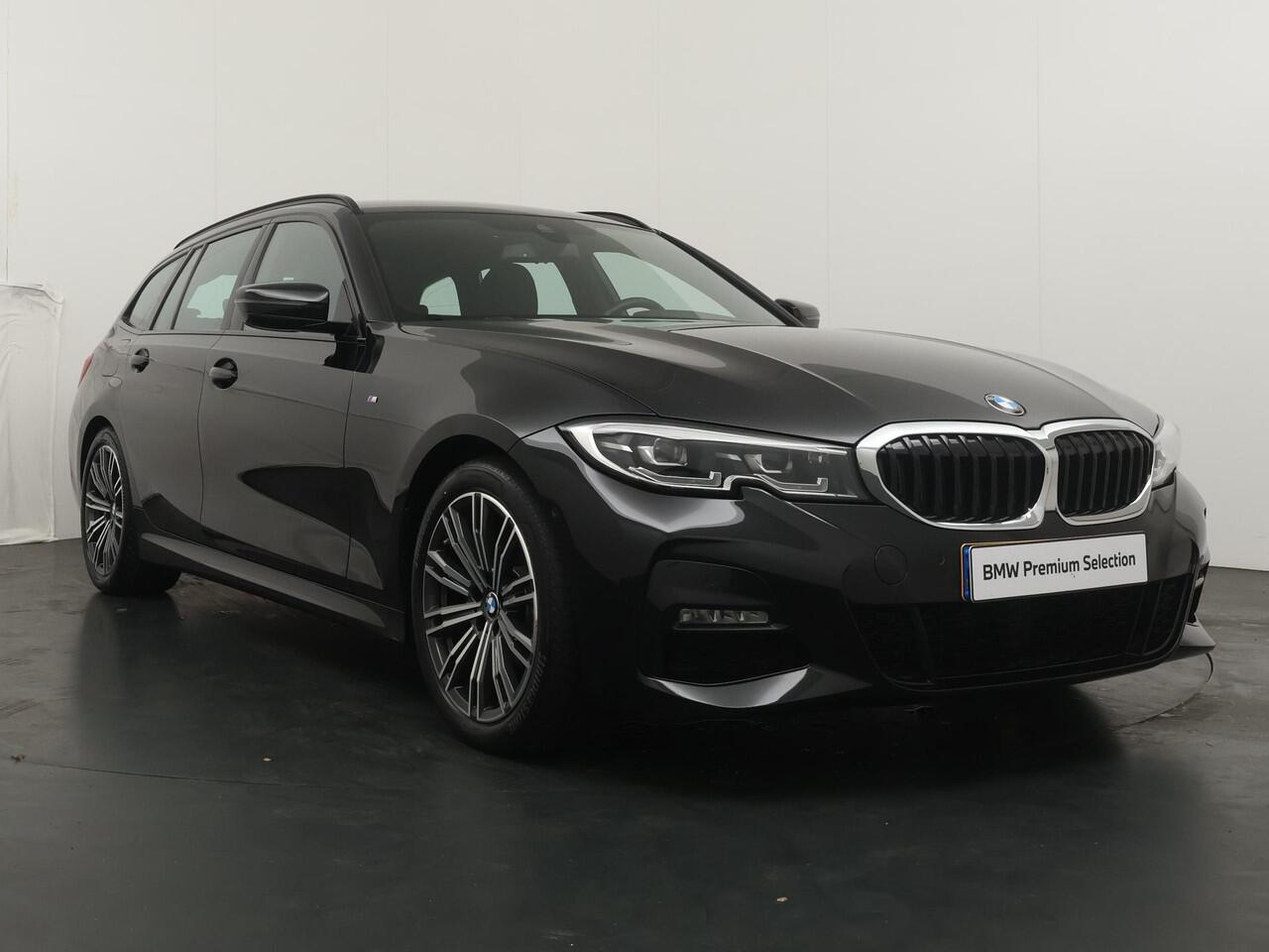 BMW 3-SERIE Touring 318i Business Edition | M Sport | Parking Pack | Trekhaak |