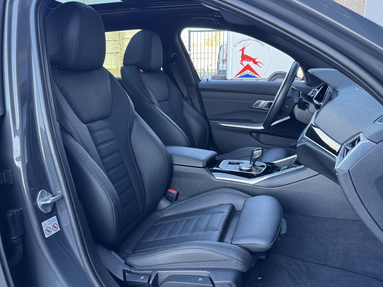 BMW 3-SERIE TOURING 320i HIGH EXECUTIVE EDITION I SPORTLINE I SCHUIFDAK I LEDEREN BEKLEDING I STOELVERWARMING