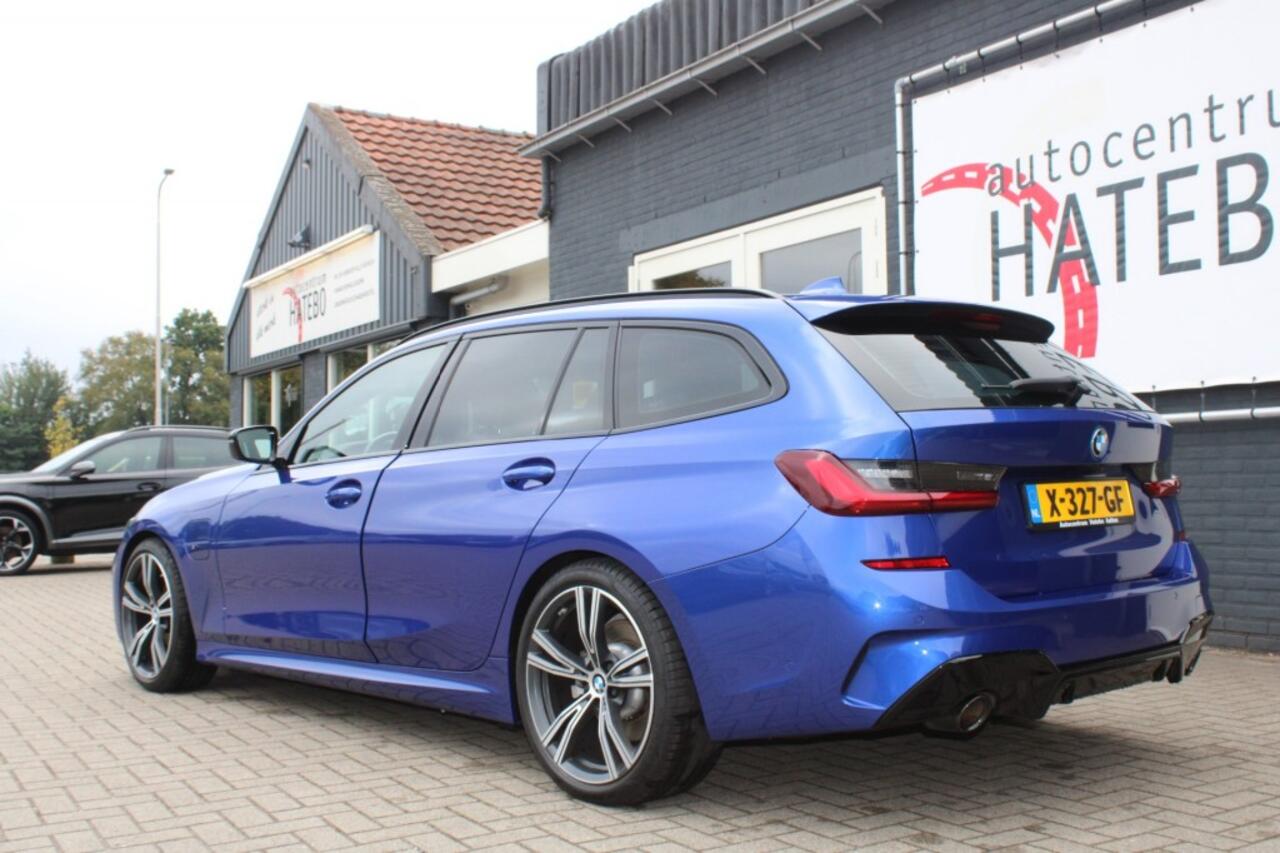 BMW 3-SERIE 330e X-Drive M-Sport High Executive Leder Panorama HEUD Super!!