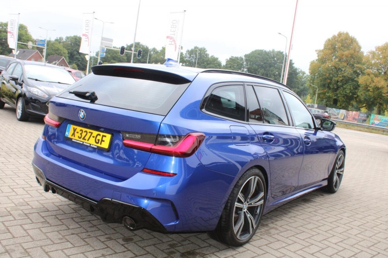 BMW 3-SERIE 330e X-Drive M-Sport High Executive Leder Panorama HEUD Super!!