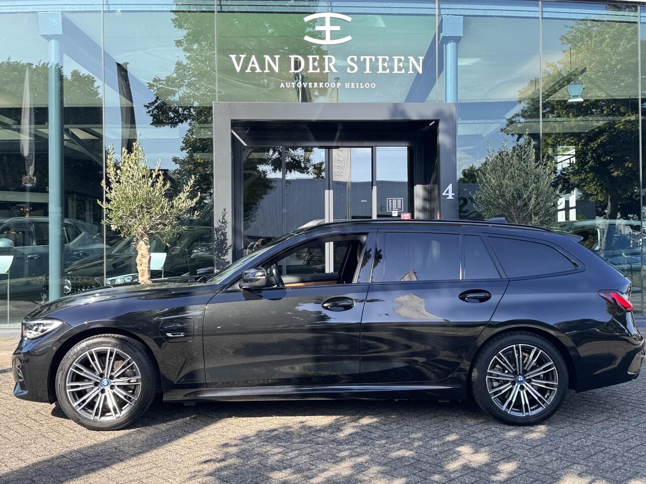 BMW 3-SERIE Touring 320e High Executive M Sport | Elekt. Trekhaak | Camera