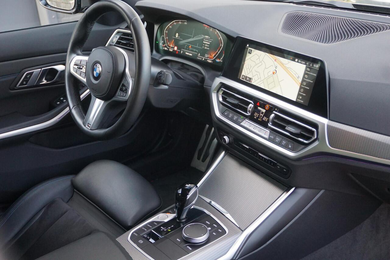 BMW 3-SERIE Touring 318i High Executive | M pakket | Dravitgrau