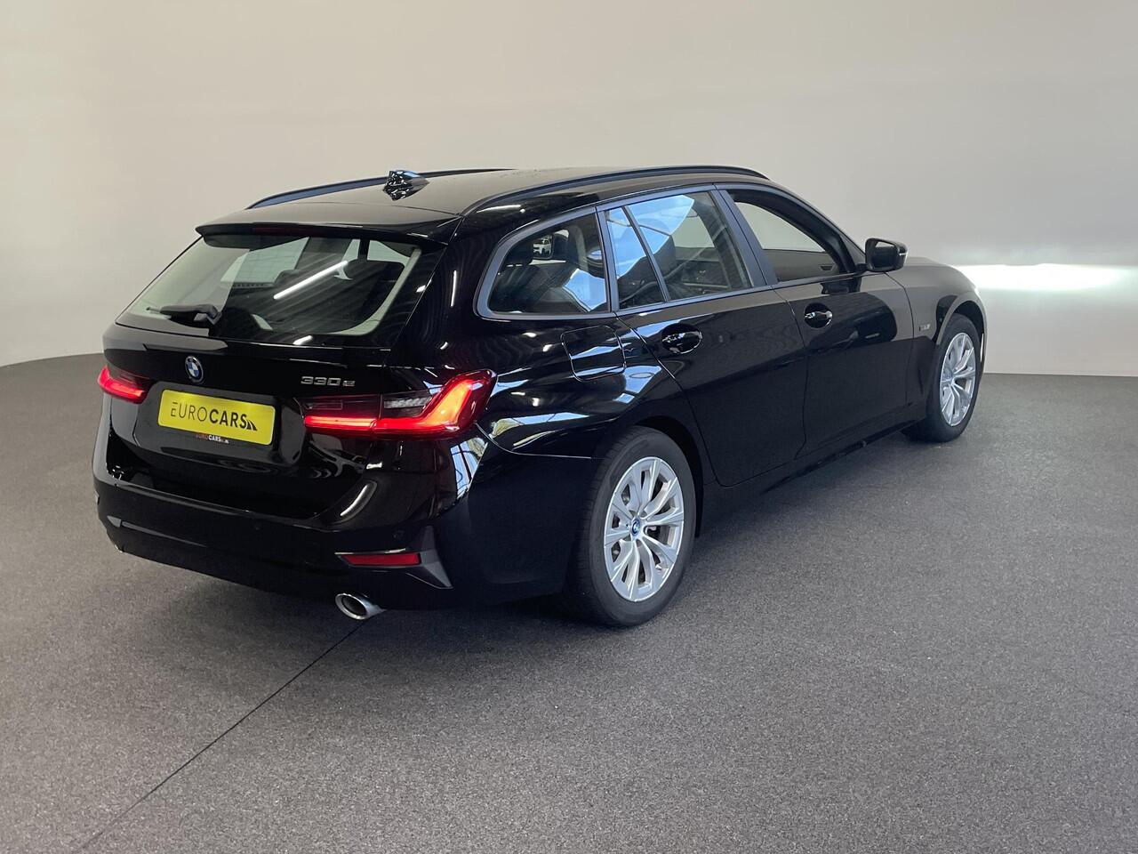 BMW 3-SERIE Touring 330e Aut. Sportline Business 292pk Airco ECC Navi Carplay Cruise Control PDC VA Virtual cockpit Sportstoelen Sensatec