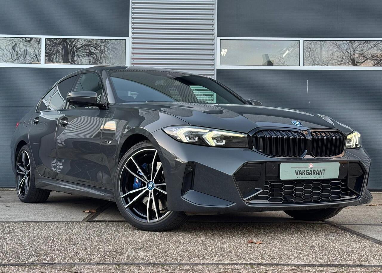 BMW 3-SERIE 330e High Executive |schuif dak | Harman-Kardon |Dravitgrau |
