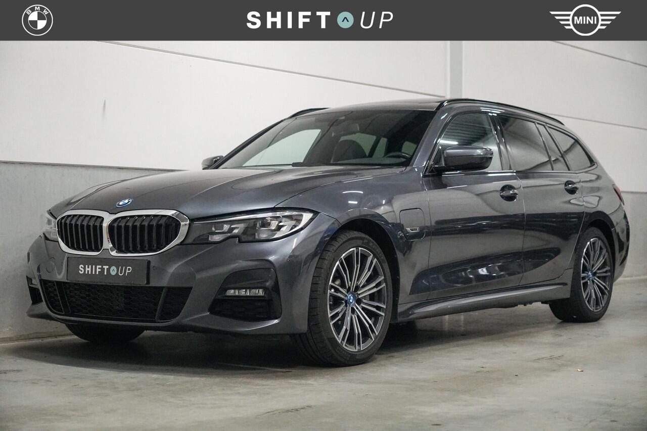 BMW 3-SERIE Touring 330e M-Sport | Panoramadak | Hifi | DAB