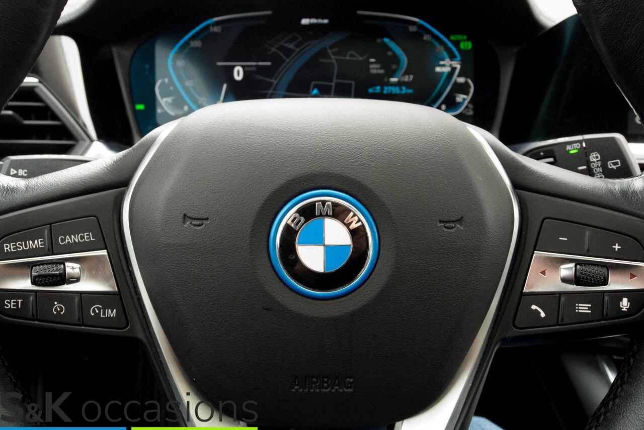 BMW 3-SERIE Touring 330e xDrive Pano Led Leder Business Edition Plus