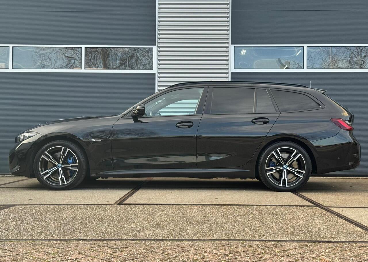 BMW 3-SERIE Touring 330e High Executive |Pano |M Perf. stoelen |H&K |Wide screen |Sfeer |Memory| Head-Up |ACC