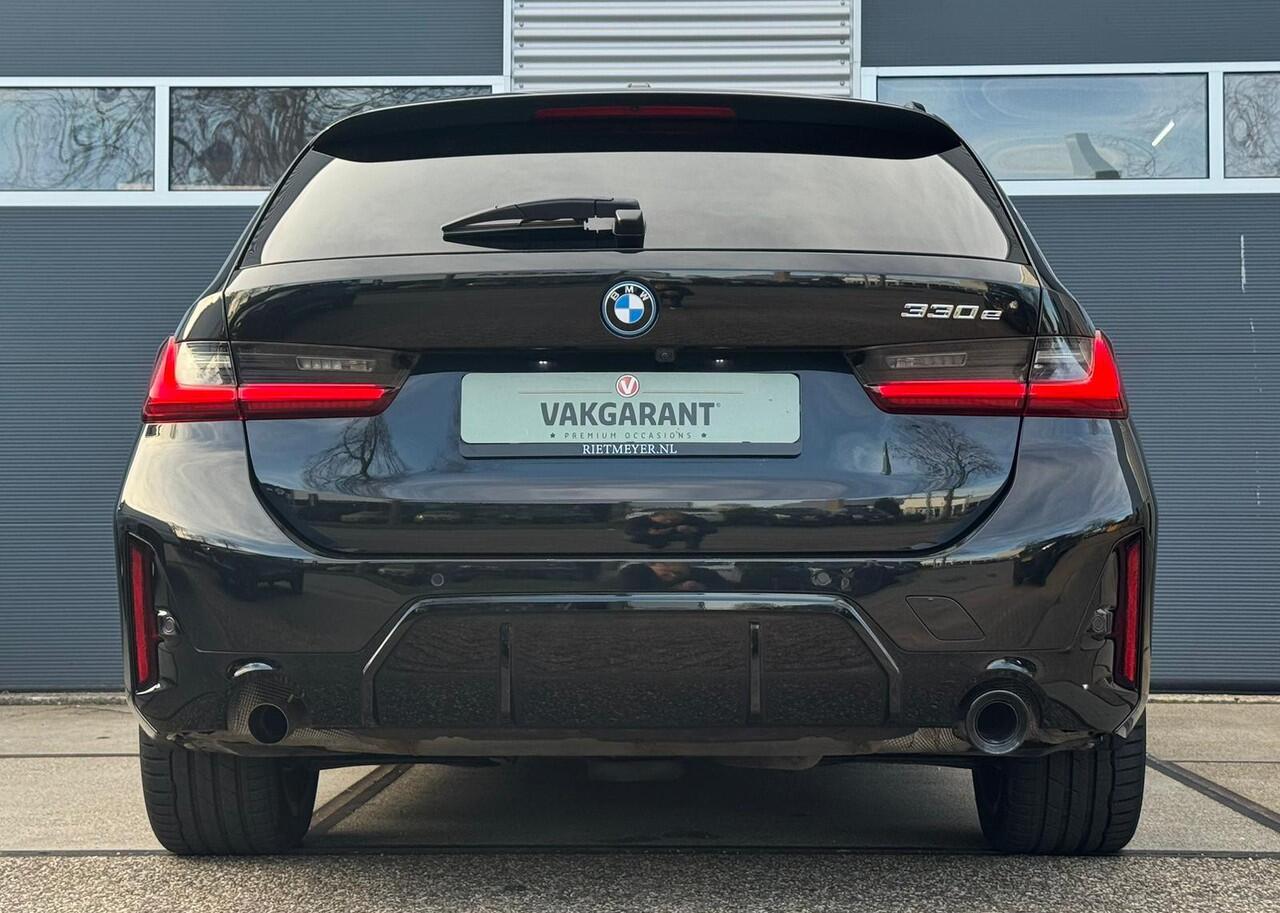 BMW 3-SERIE Touring 330e High Executive |Pano |M Perf. stoelen |H&K |Wide screen |Sfeer |Memory| Head-Up |ACC