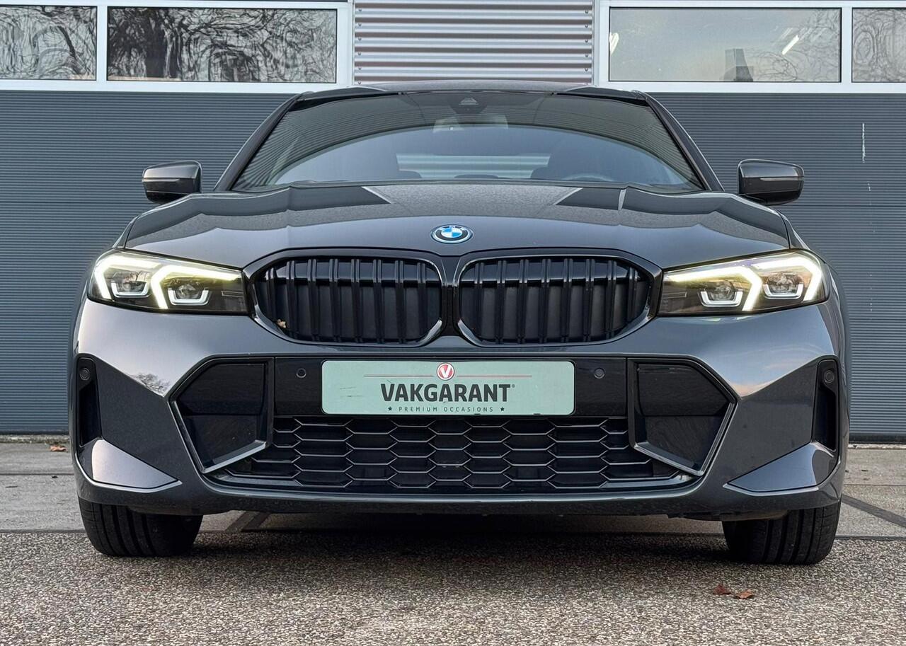 BMW 3-SERIE 330e High Executive |schuif dak |Harman-Kardon |Dravitgrau