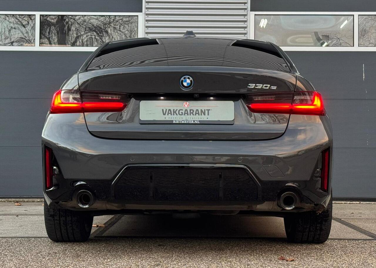BMW 3-SERIE 330e High Executive |schuif dak |Harman-Kardon |Dravitgrau