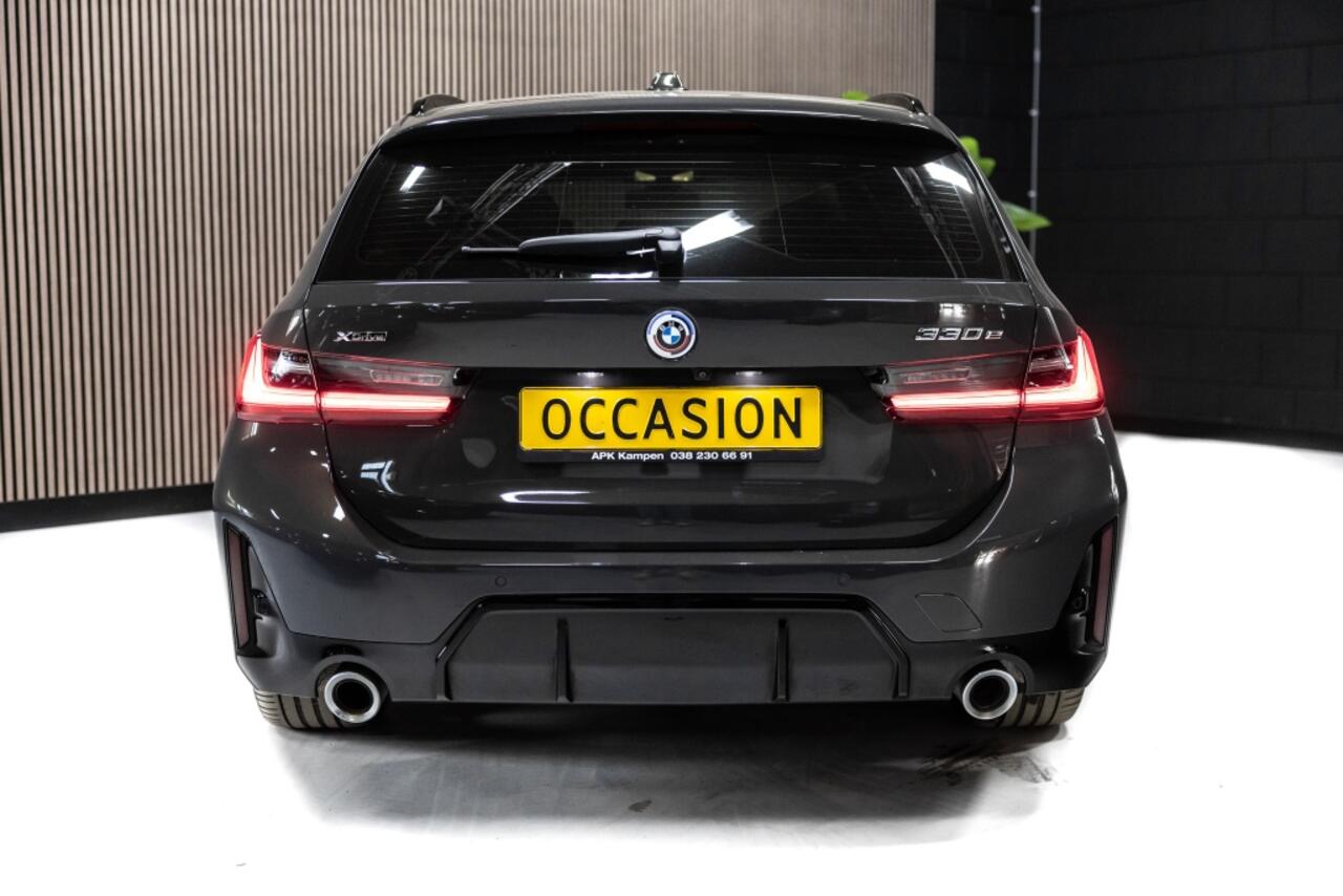 BMW 3-SERIE Touring 330e xDrive M Sport | HuD | Pano | Memory | Alcantara |
