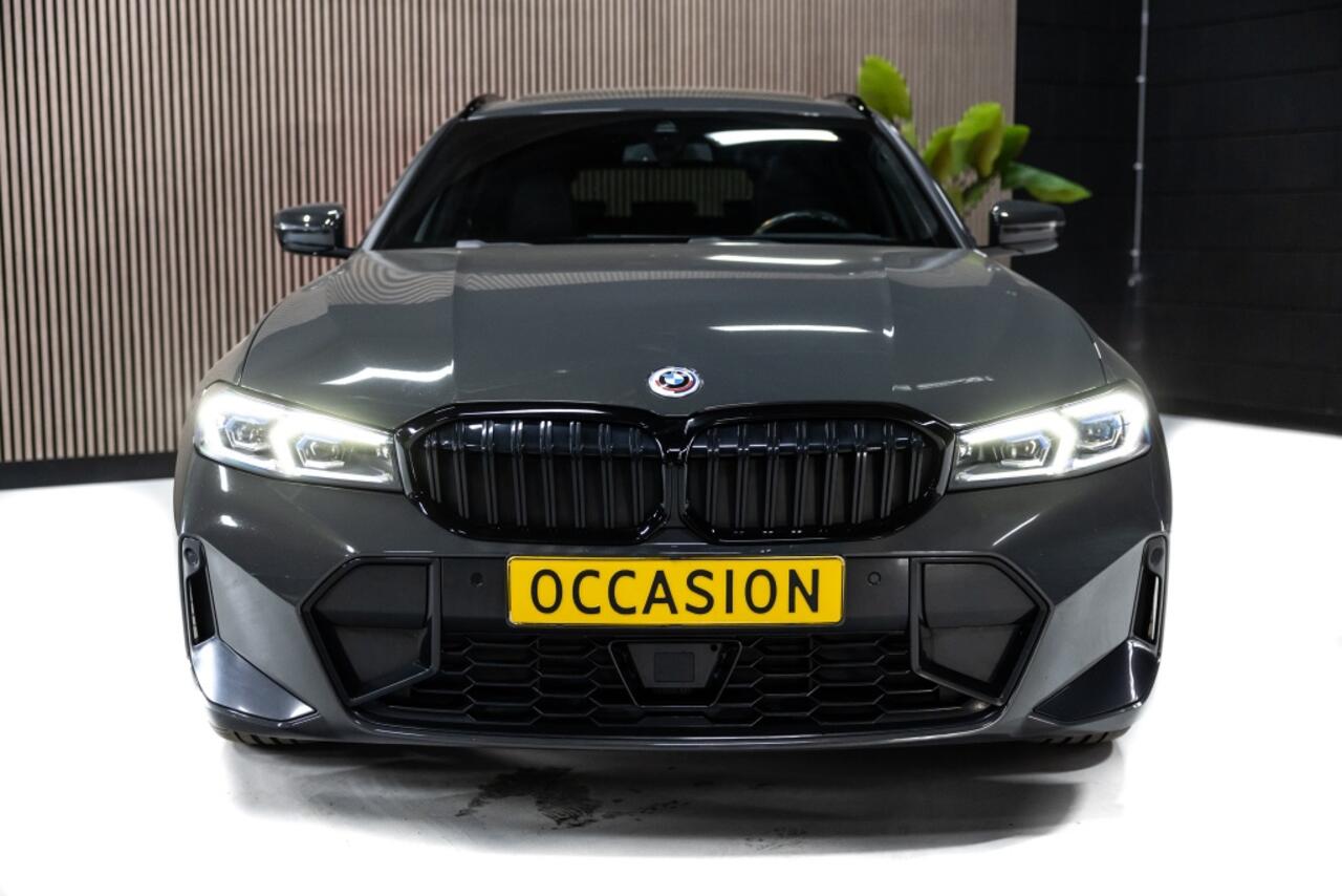 BMW 3-SERIE Touring 330e xDrive M Sport | HuD | Pano | Memory | Alcantara |