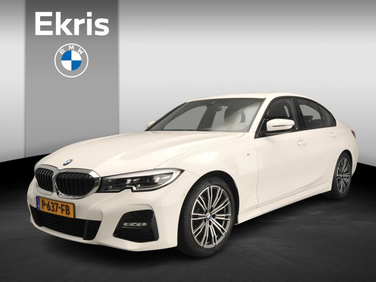 BMW 3-SERIE Sedan 318i | M-Sportpakket | LED | Leder | Navigatie | Sportstoelen | Trekhaak | Stoelverwarming | DAB | Hifi speakers | Alu 18 inch