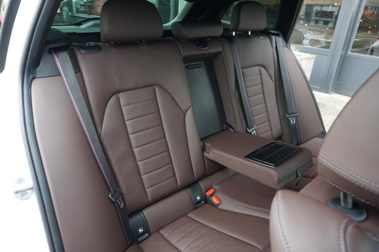 BMW 3-SERIE Touring 330e | M Sportpakket Pro | H&K | Trekhaak