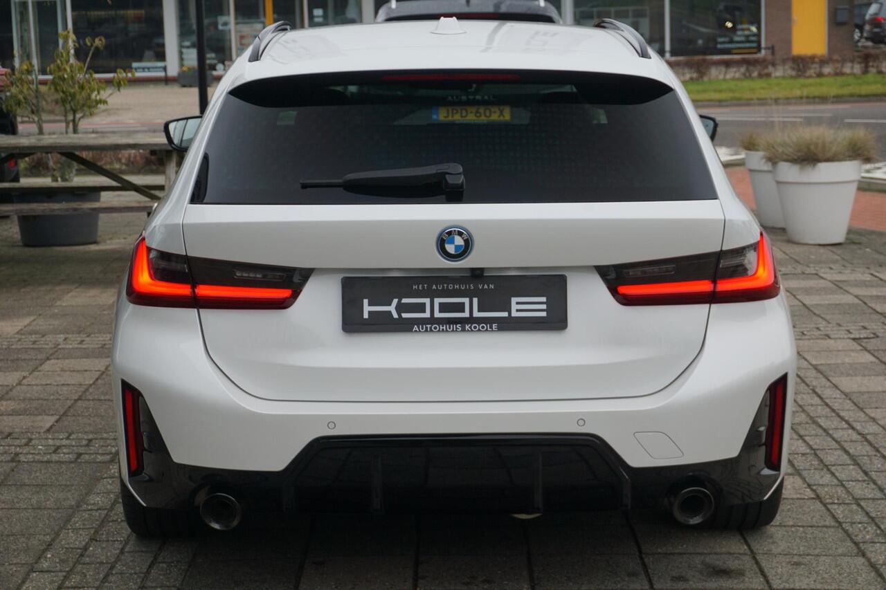 BMW 3-SERIE Touring 330e | M Sportpakket Pro | H&K | Trekhaak