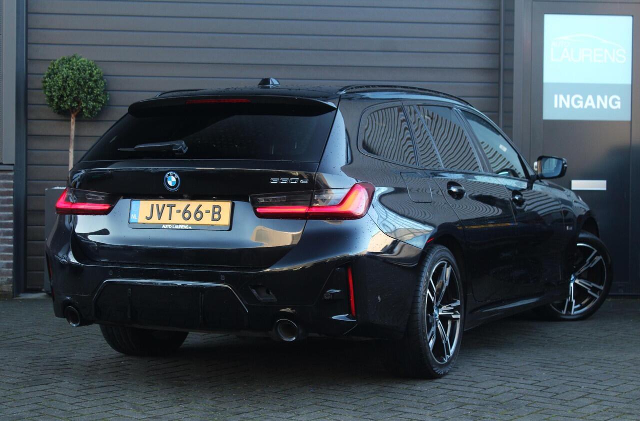 BMW 3-SERIE Touring 330e | Panoramadak | M Schaalstoelen | H+K | HUD | Adaptieve cruise Control | LED | 19 Inch
