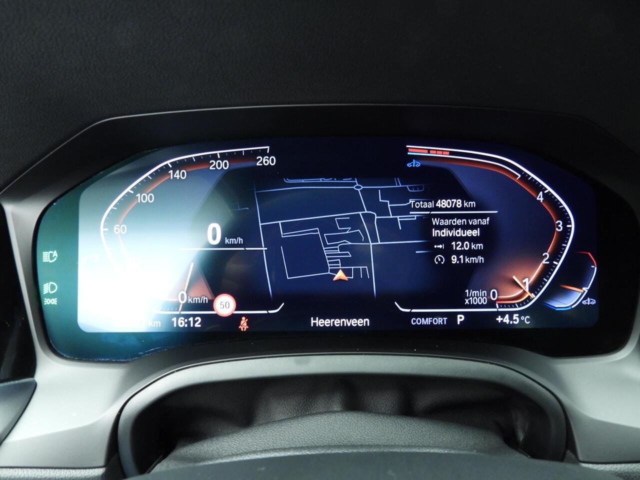 BMW 3-SERIE Touring 318i | M-Sportpakket | Laserlicht | Leder | Navigatie | Sportstoelen | Stoelverwarming | DAB | Alu 19 inch