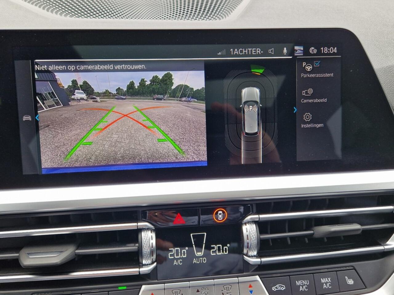 BMW 3-SERIE 330e X-Drive M-Sport High Executive Leder Panorama HEUD 292 PK