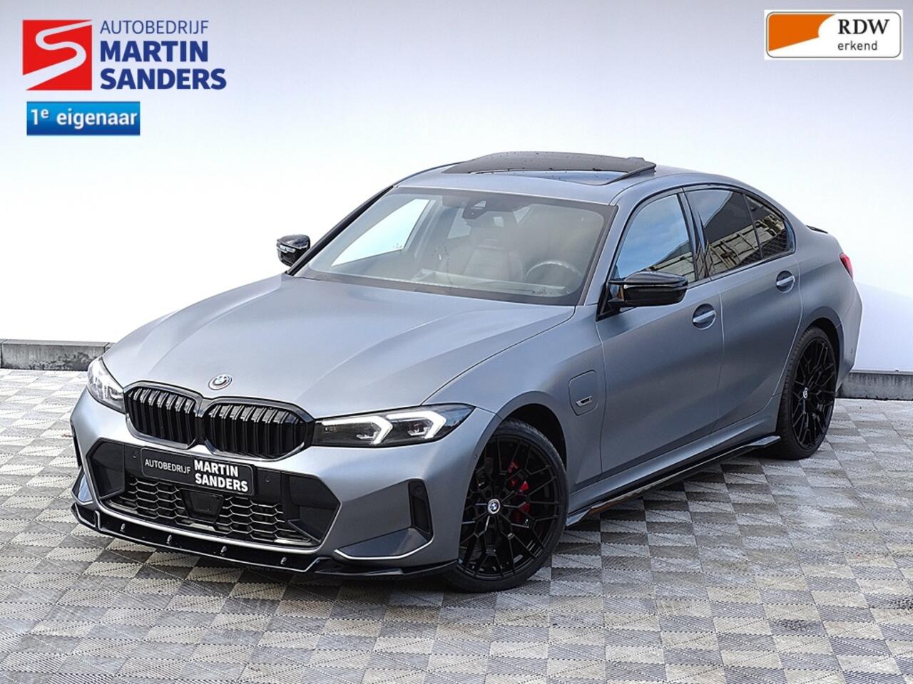 BMW 3-SERIE Limousine 330 e xDrive M Sport