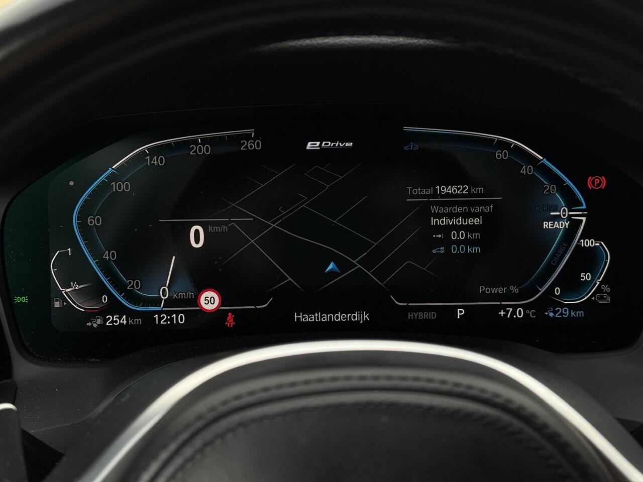 BMW 3-SERIE Touring Aut. 320e M-Sport Edition | SoH 89% | Harman Kardon | Leder | Camera | Xenon-LED |