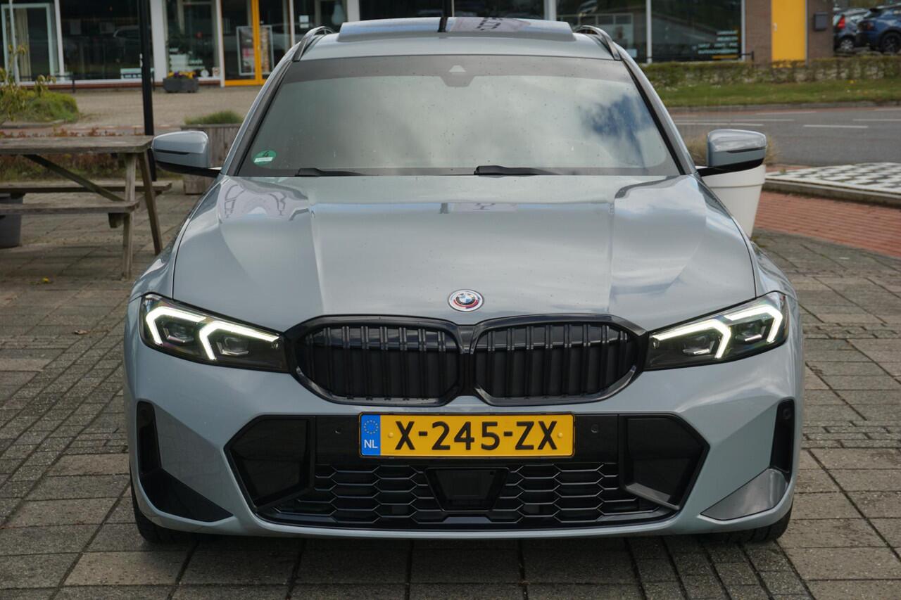 BMW 3-SERIE Touring 330e xDrive | M Sport Pro | ACC | PANO | Trekhaak