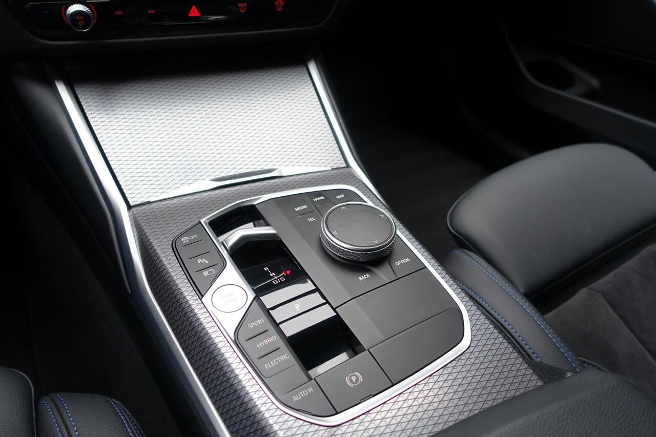 BMW 3-SERIE Touring 330e M-Sport Shadow Line l Adaptive LED l Electrische Klep l Adaptive Cruise