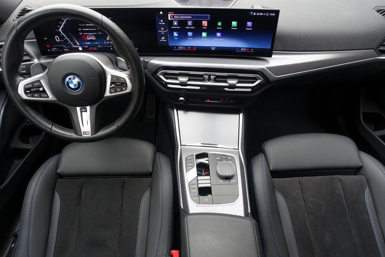 BMW 3-SERIE Touring 330e M-Sport Shadow Line l Adaptive LED l Electrische Klep l Adaptive Cruise