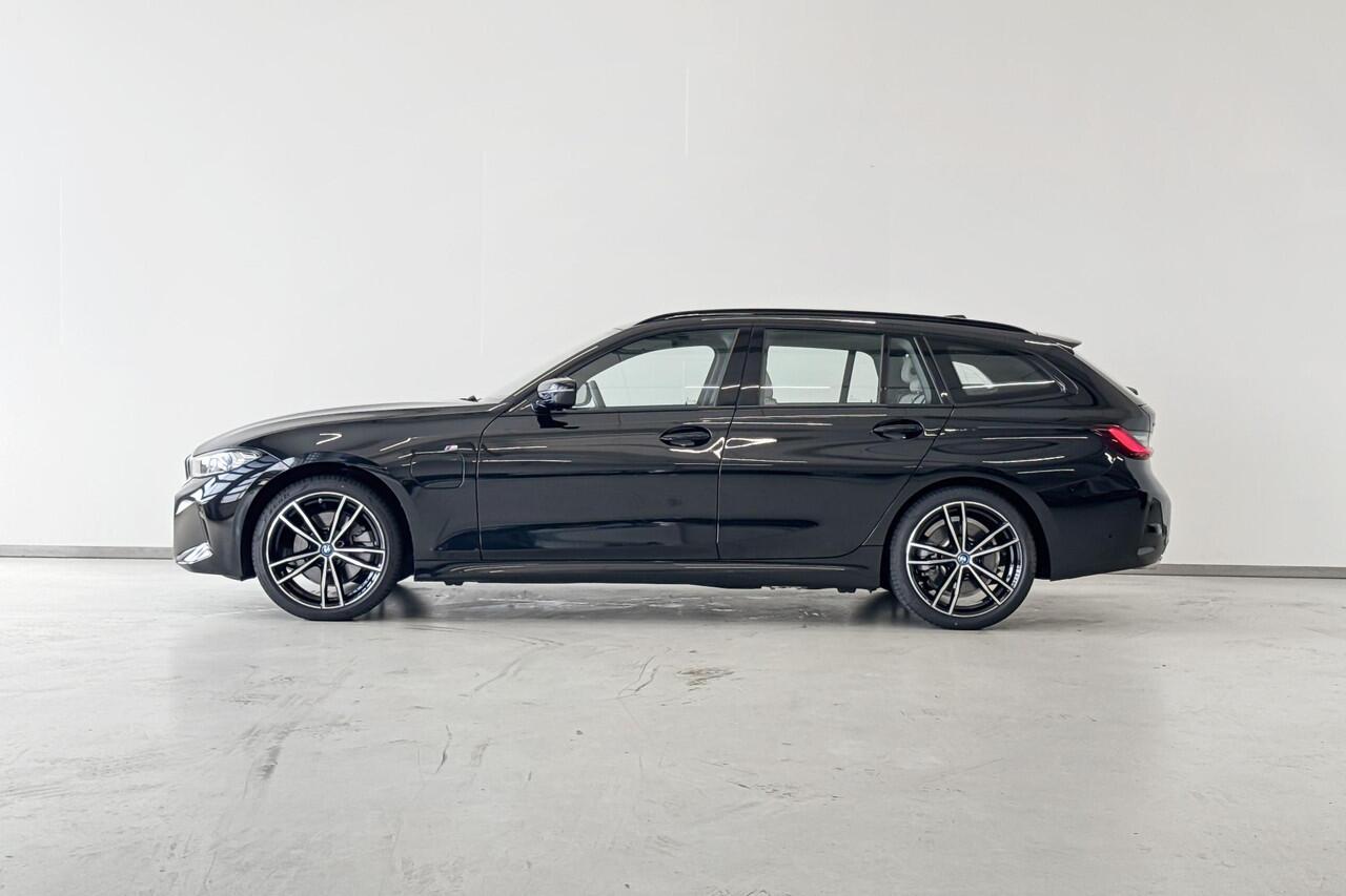 BMW 3-SERIE Touring 330e xDrive Innovation Pack M Sportpakket Aut. | Selections