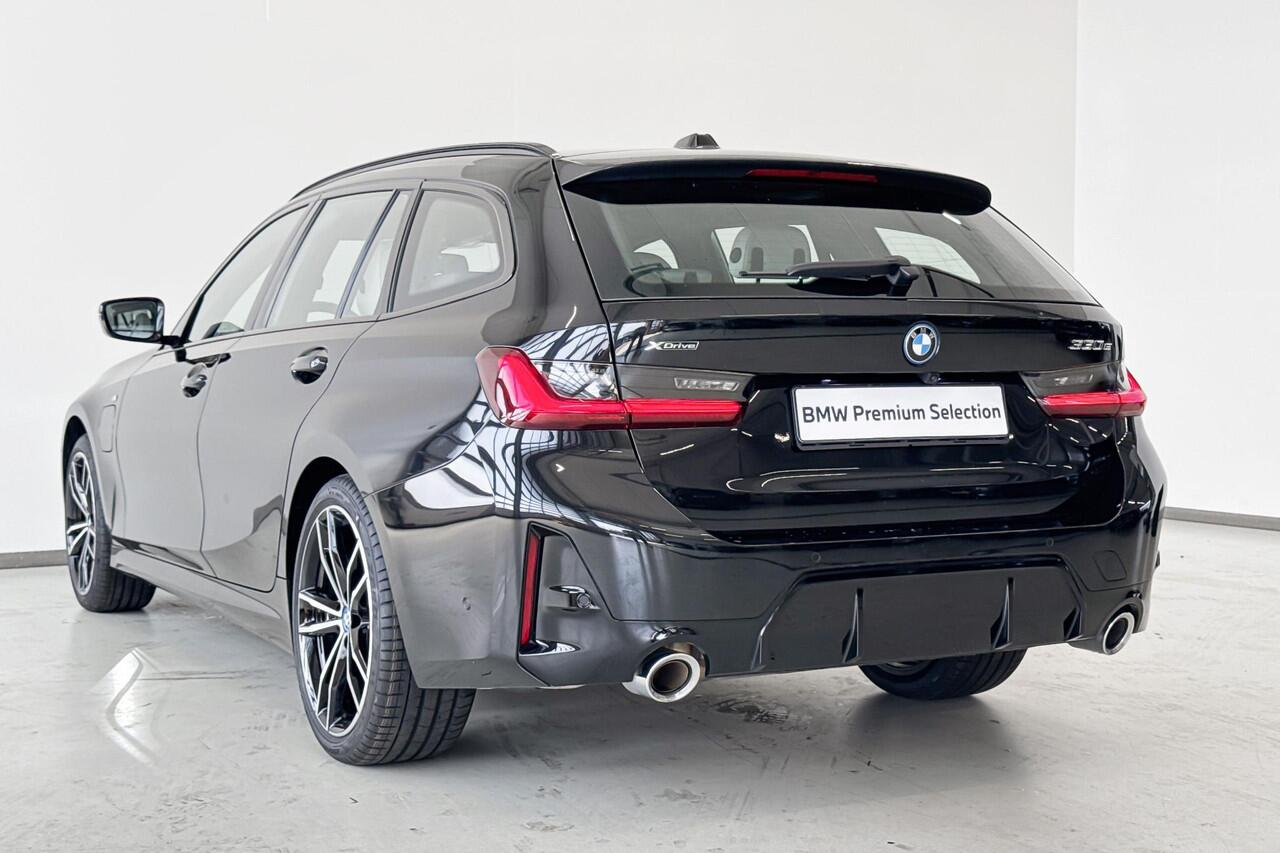 BMW 3-SERIE Touring 330e xDrive Innovation Pack M Sportpakket Aut. | Selections