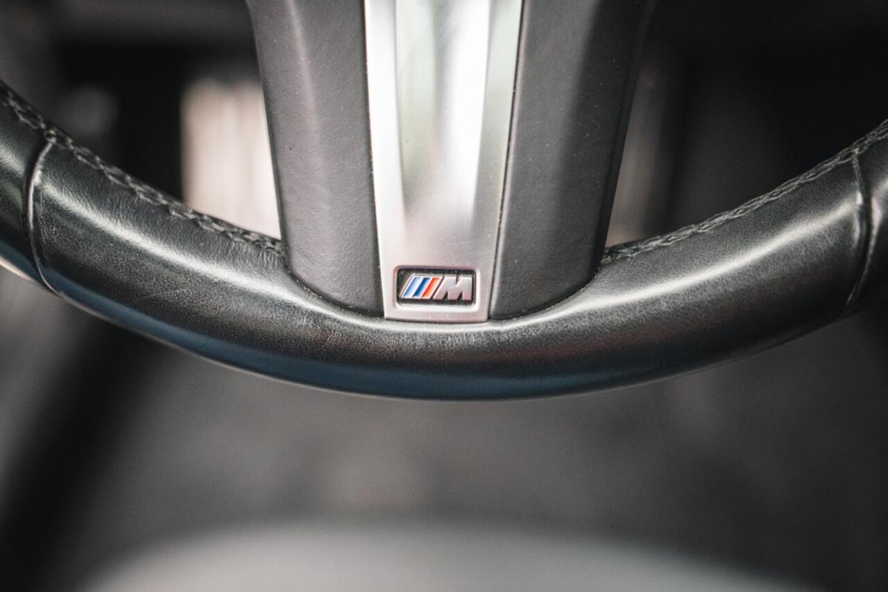 BMW 3-SERIE 330e M SPORT,CURVED DISPLAY, PANO HARMEN KARDON